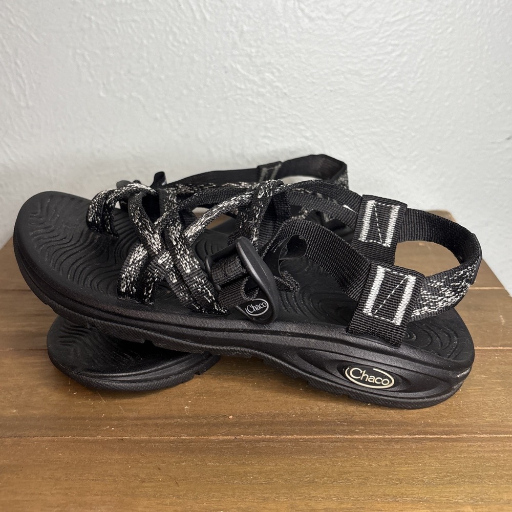 Chaco‎ Z Volv X2 Black Sandals Womens Size 7 Hiking Beach Boho Nature